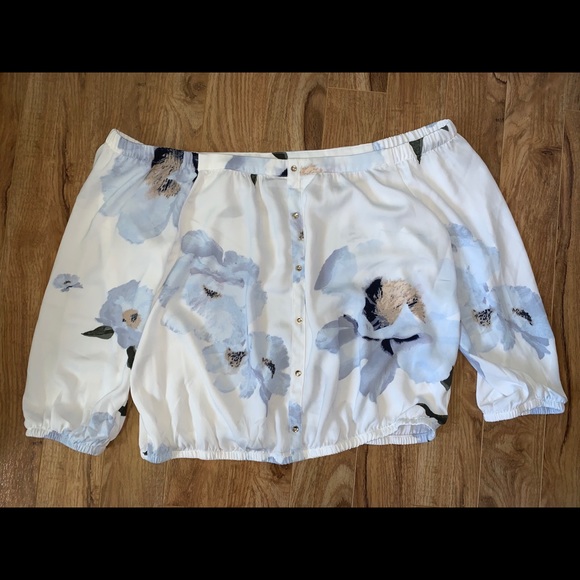 Dynamite Floral off the Shoulder Shirt - Picture 2 of 3